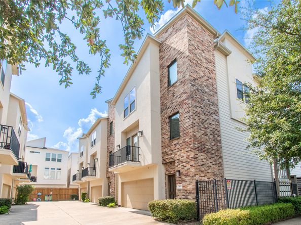 1017 Roberts Street, Houston TX 77003