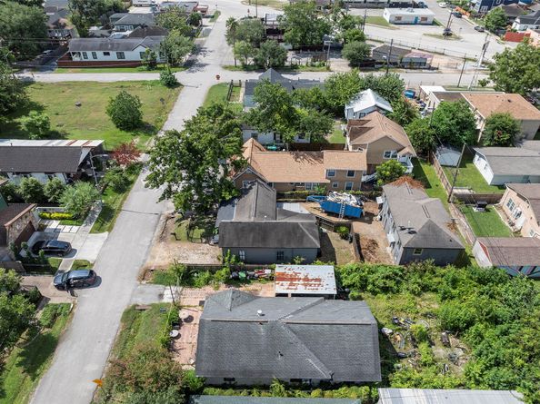 409 Walton Street, Houston TX 77009