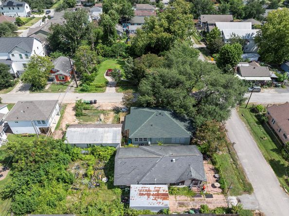 409 Walton Street, Houston TX 77009