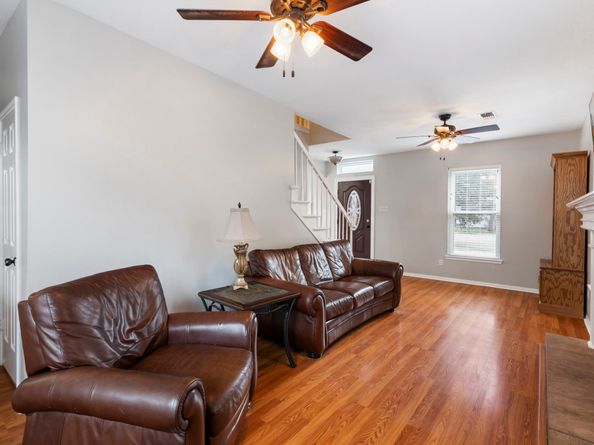 6827 Hollow Hearth Drive, Houston TX 77084