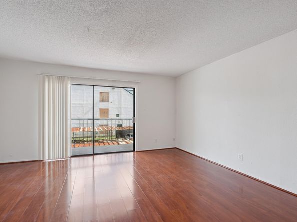 2818 S Bartell Drive 25, Houston TX 77054