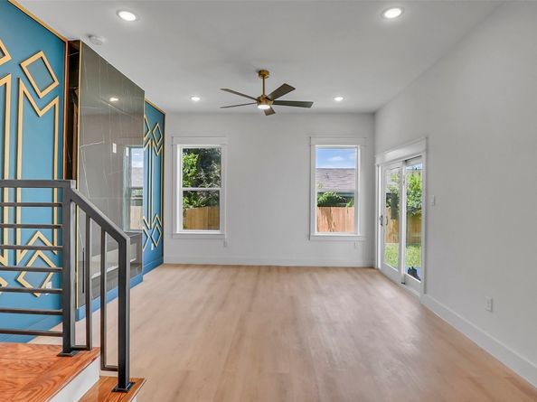 4833 Paula Street, Houston TX 77033