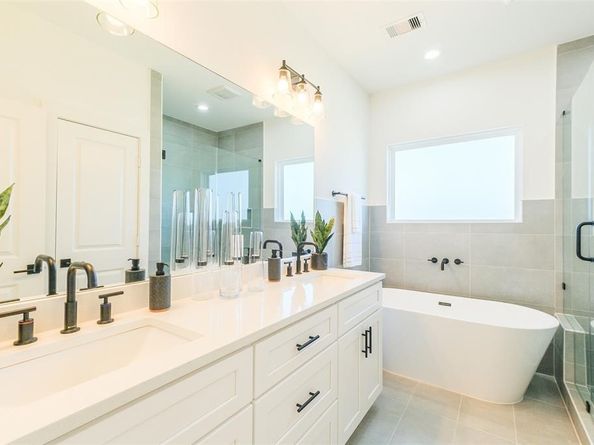 8321 Brecha Lane, Houston TX 77055