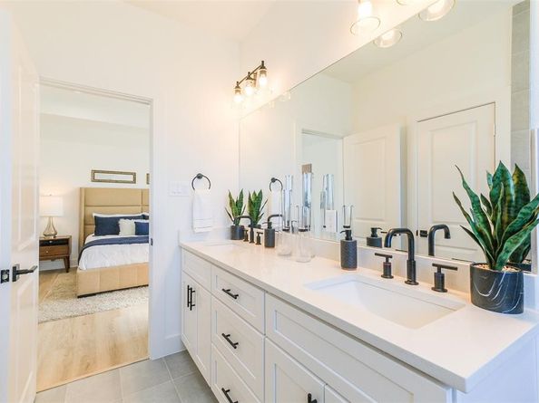 8321 Brecha Lane, Houston TX 77055