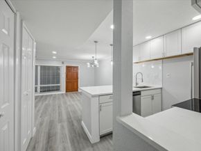 3271 Sul Ross St 21, Houston TX 77098
