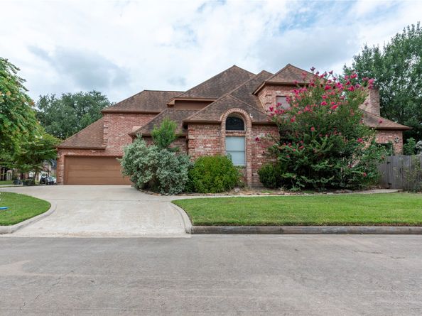 14502 Sandalfoot Street, Houston TX 77095
