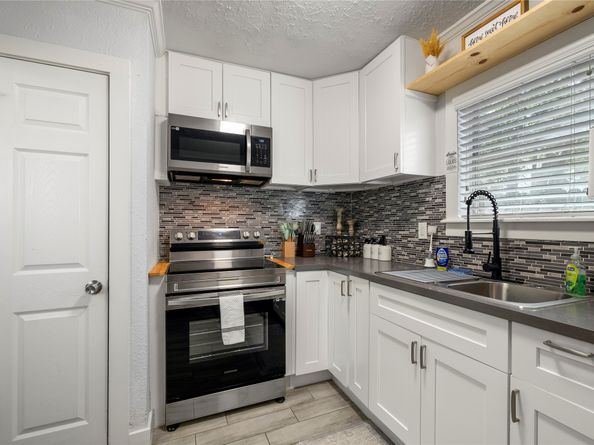 206 Murray Street, Conroe TX 77301