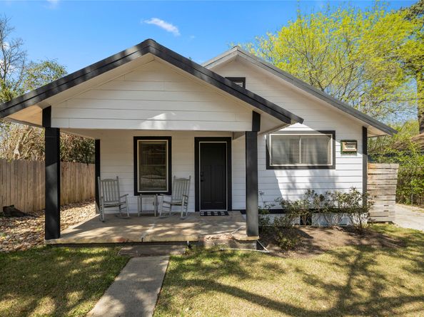 206 Murray Street, Conroe TX 77301