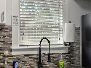 206 Murray Street, Conroe TX 77301