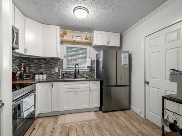 206 Murray Street, Conroe TX 77301