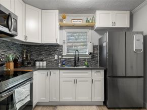 206 Murray Street, Conroe TX 77301