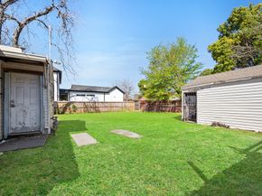 1017 Canadian Street, Houston TX 77009