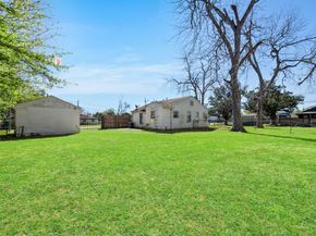 1017 Canadian Street, Houston TX 77009