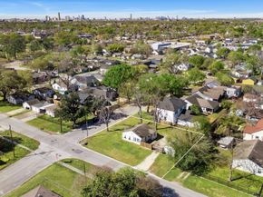1017 Canadian Street, Houston TX 77009
