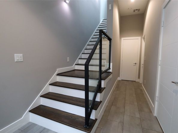 3215 Garrow Street, Houston TX 77003