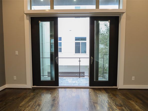 3215 Garrow Street, Houston TX 77003