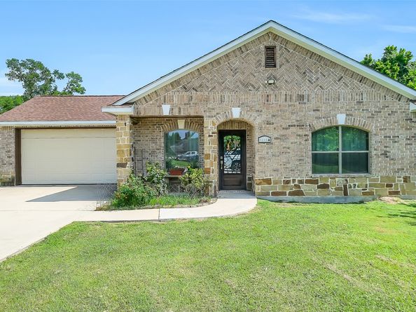 1804 Esther Drive, Houston TX 77088