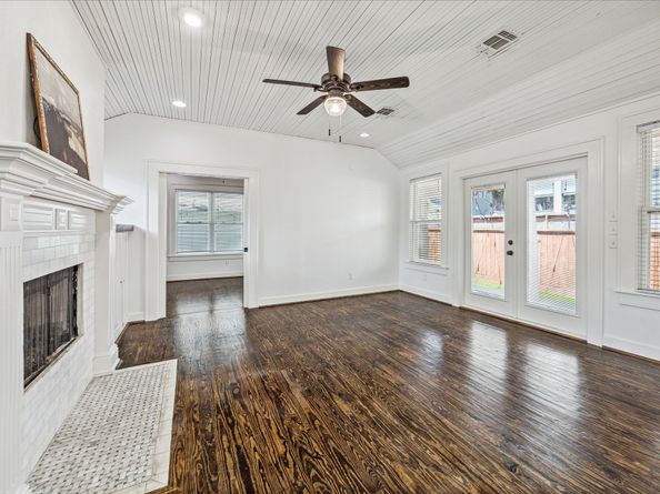 729 Merrill Street, Houston TX 77009