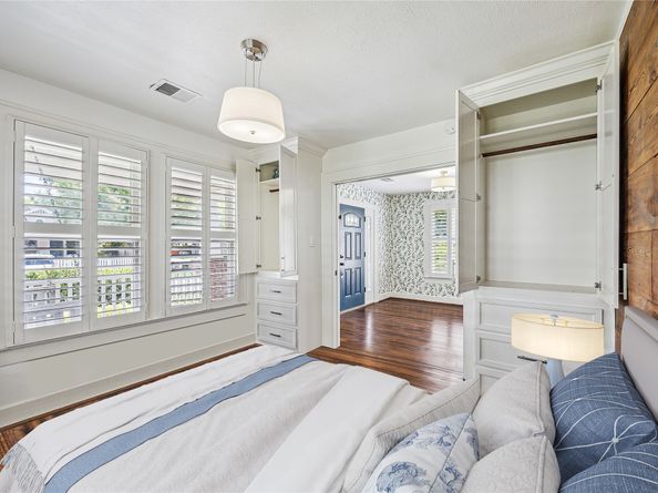 729 Merrill Street, Houston TX 77009
