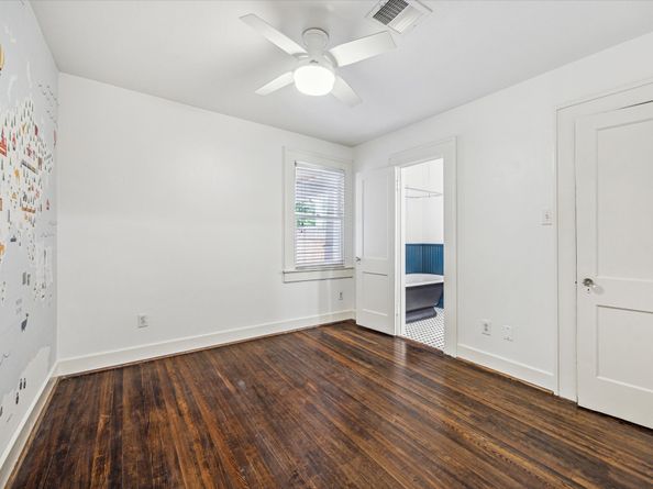 729 Merrill Street, Houston TX 77009