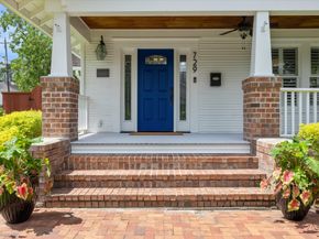 729 Merrill Street, Houston TX 77009