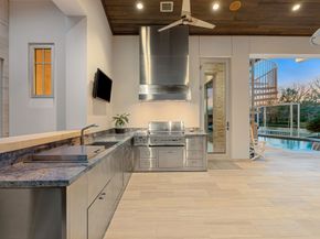 15618 Oyster Cove Drive, Sugar Land TX 77478