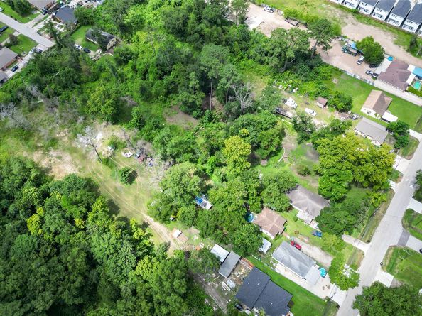 1321 De Soto Street, Houston TX 77091