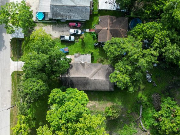 1321 De Soto Street, Houston TX 77091