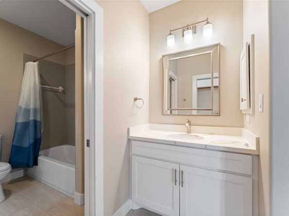 4310 Fernwood Drive, Houston TX 77021