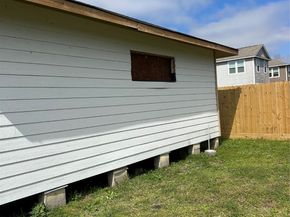 7702 Sealey Street, Houston TX 77088