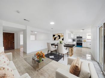 910 1/2 Oak Street