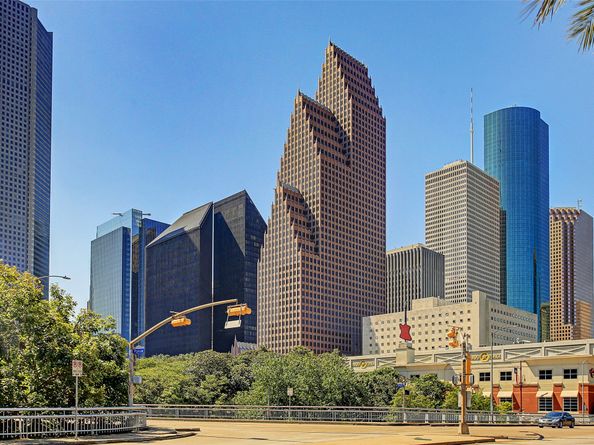 1211 Caroline Street 1007, Houston TX 77002