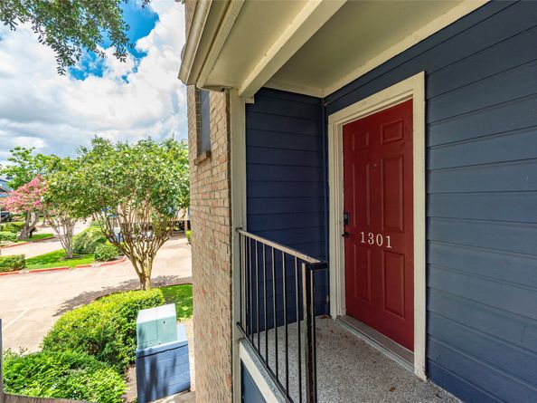 18515 Egret Bay Boulevard 1301, Webster TX 77058