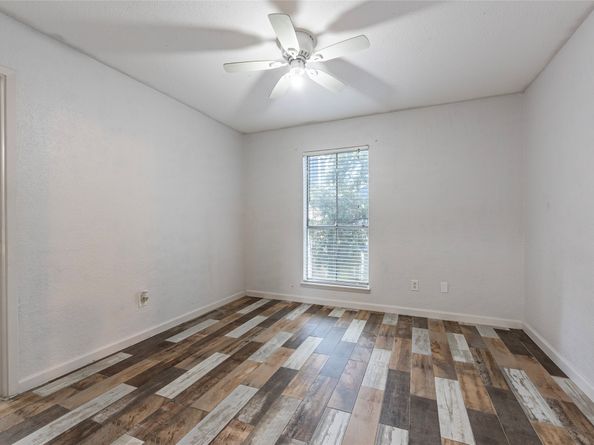 18515 Egret Bay Boulevard 1301, Webster TX 77058