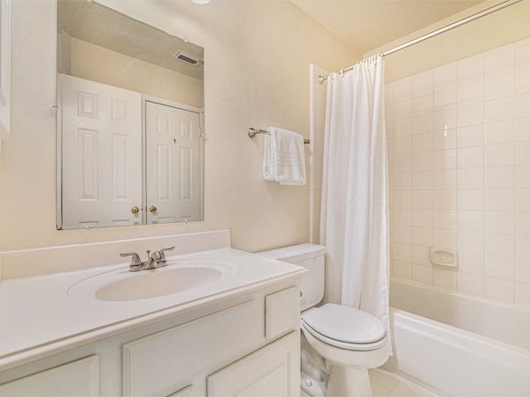 75 N Floral Leaf Circle, Spring TX 77381