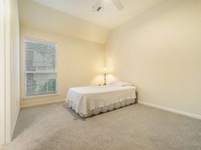 75 N Floral Leaf Circle, Spring TX 77381