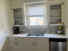 1009 Columbia Street, Houston TX 77008