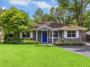 1547 Sue Barnett Drive, Houston TX 77018