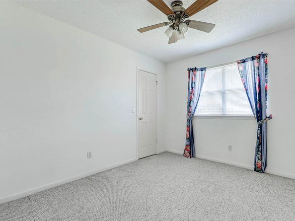 7511 MARBLE GLEN Lane, Houston TX 77095