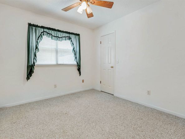 7511 MARBLE GLEN Lane, Houston TX 77095