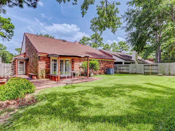 7511 MARBLE GLEN Lane, Houston TX 77095