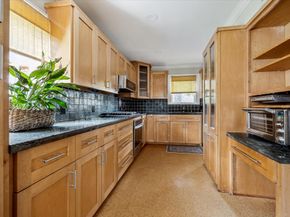 1656 Norfolk Street, Houston TX 77006