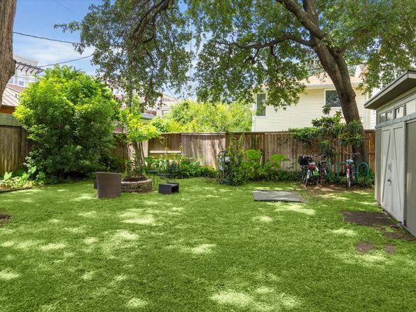 1656 Norfolk Street, Houston TX 77006
