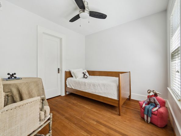 1656 Norfolk Street, Houston TX 77006