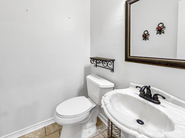 902 Fairgate Drive, Houston TX 77094