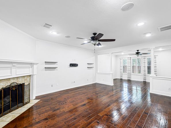 902 Fairgate Drive, Houston TX 77094
