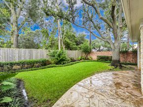 902 Fairgate Drive, Houston TX 77094