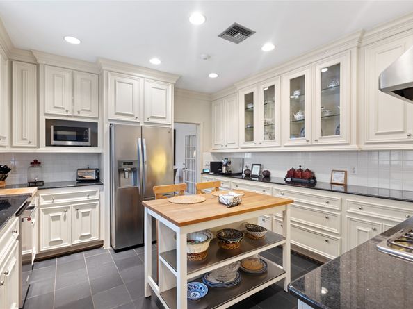1311 Peden Street, Houston TX 77006