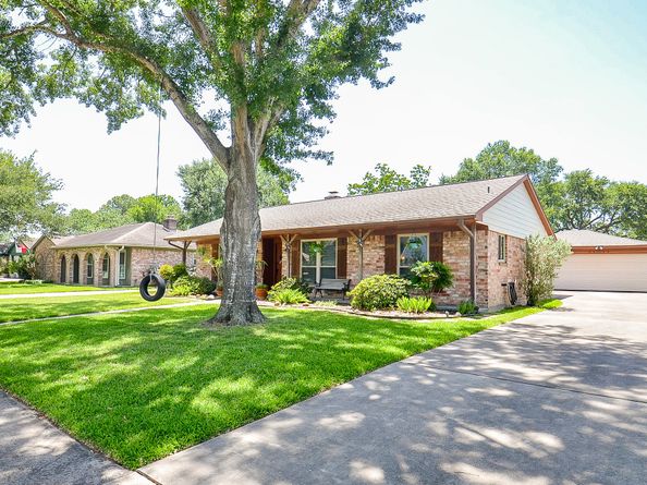 12023 Scottsdale Drive, Meadows Place TX 77477