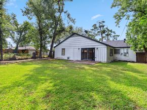 6038 Woodbrook Lane, Houston TX 77008